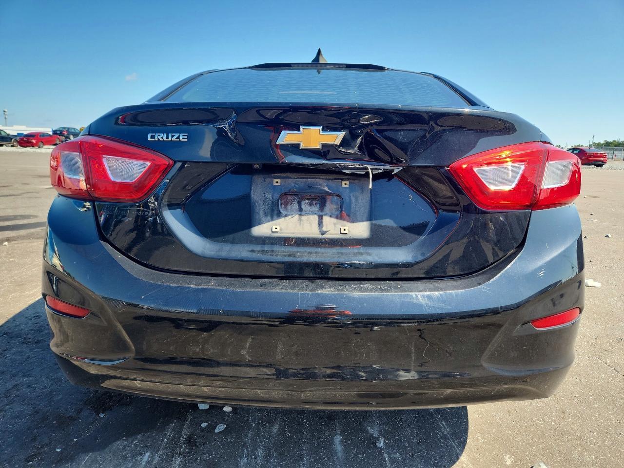 2018 Chevrolet Cruze Ls - zdjęcie 6