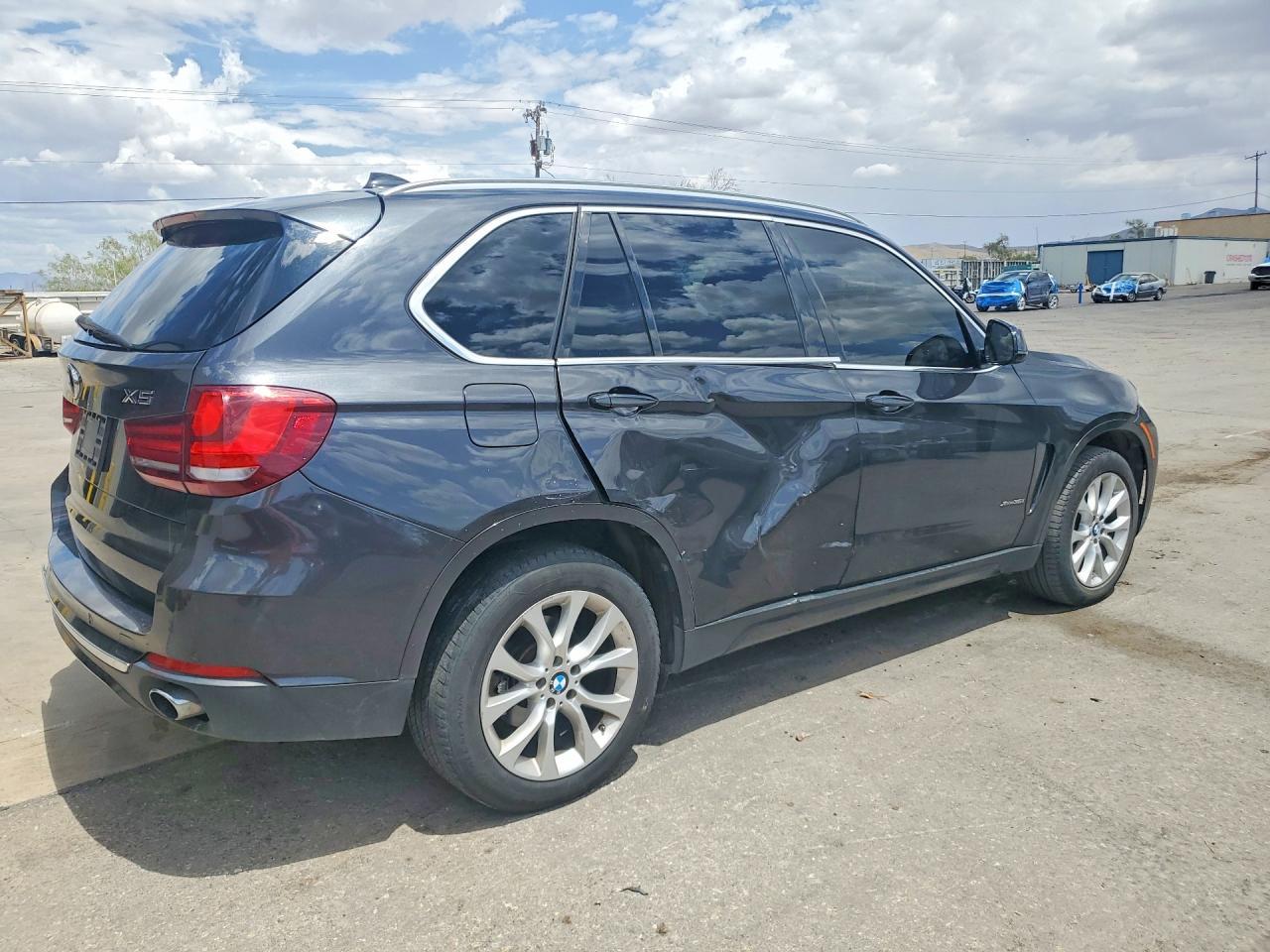 2015 BMW X5 xDrive35I - zdjęcie 3
