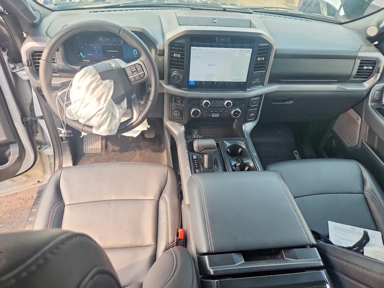 2025 Ford F150 Xlt - zdjęcie 8