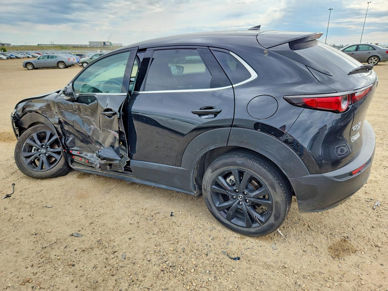 2025 Mazda Cx-30 Premium - zdjęcie 2