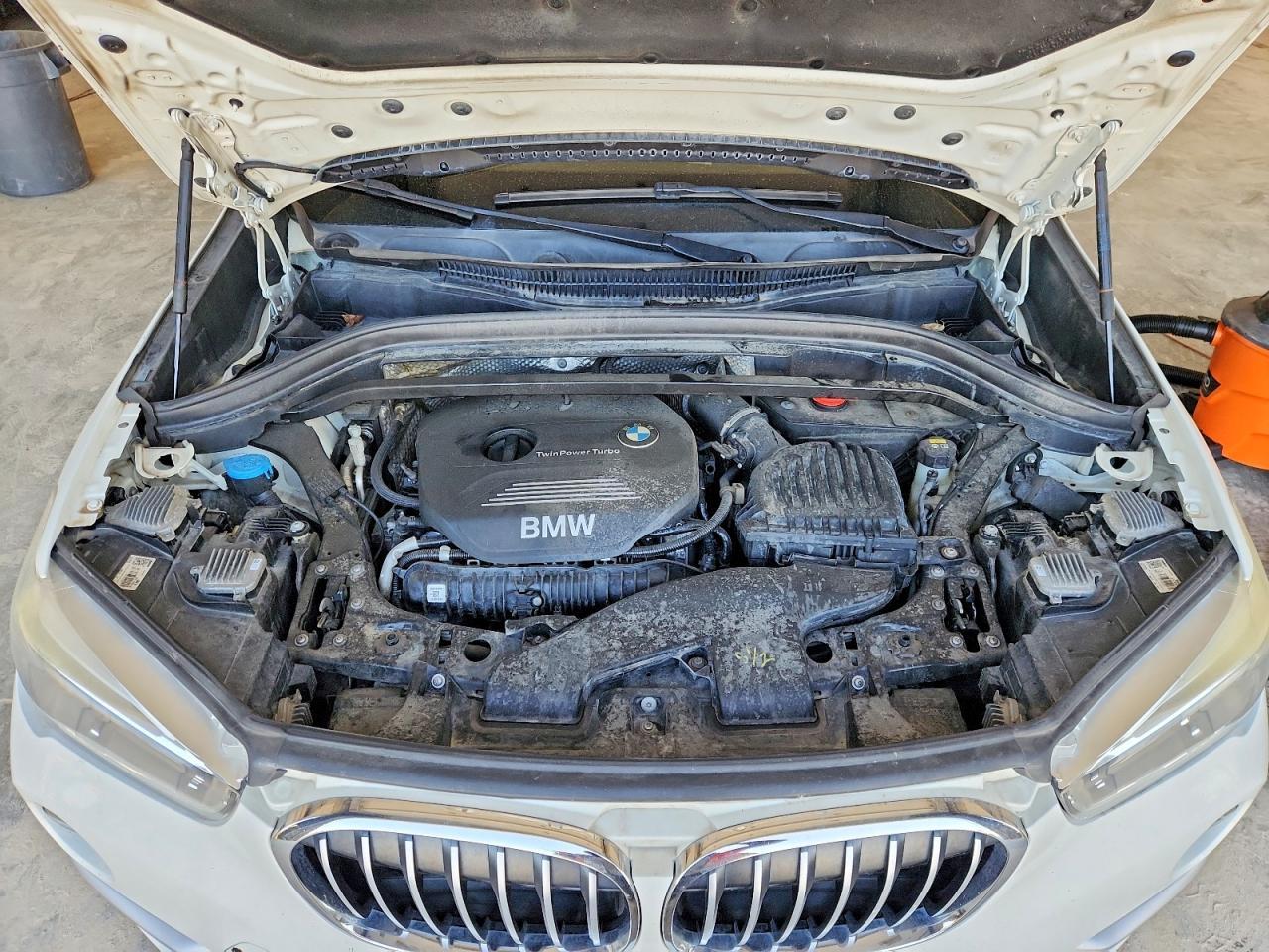 2017 BMW X1 xDrive28I - zdjęcie 12