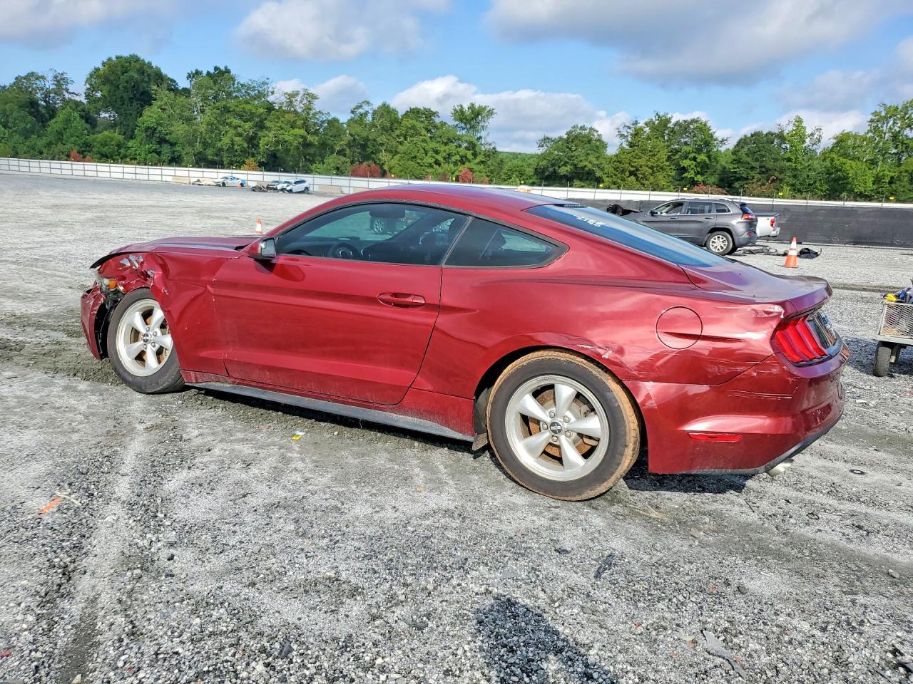 2016 Ford Mustang - zdjęcie 2