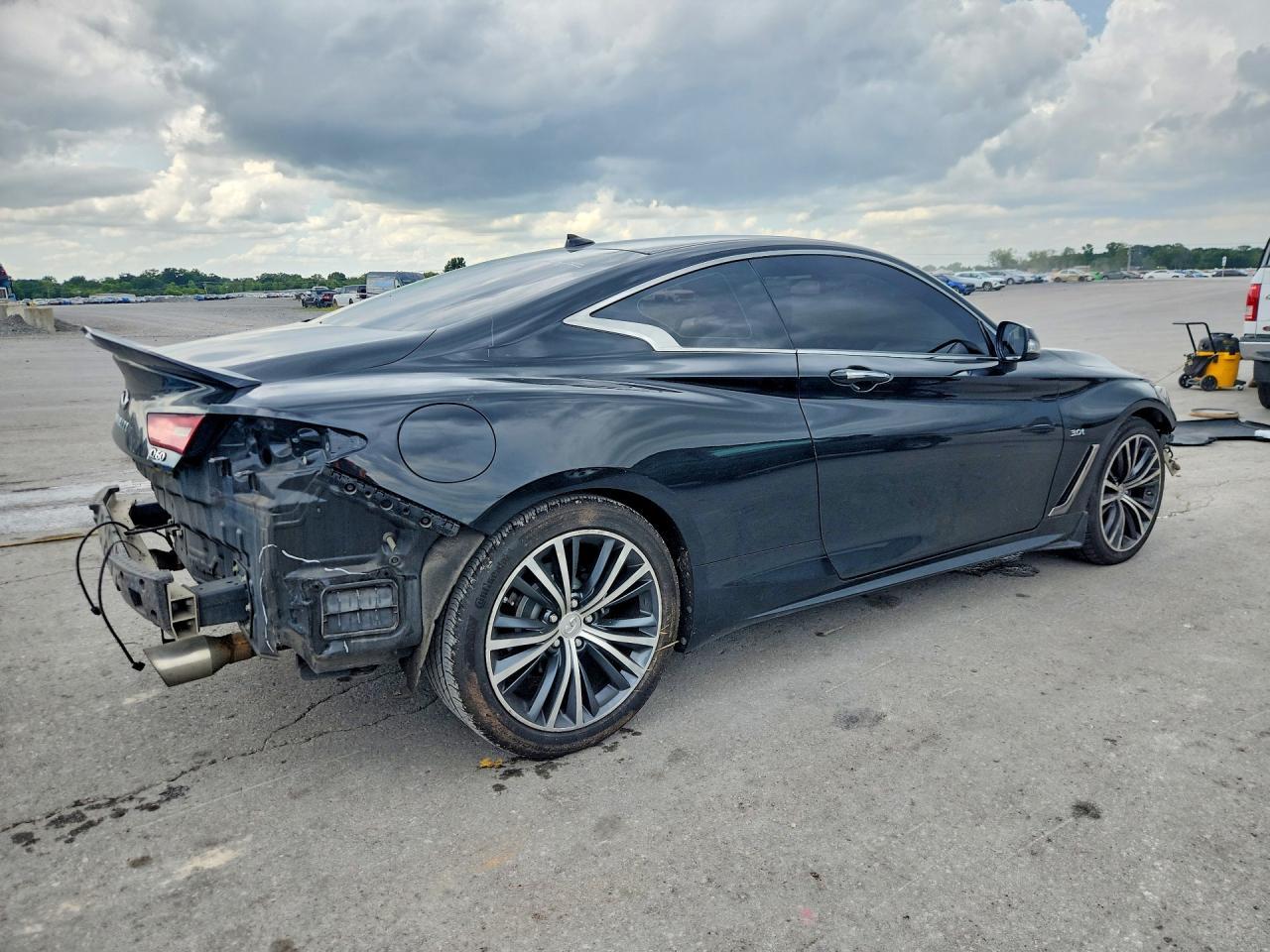 2017 Infiniti Q60 3.0T Premium - zdjęcie 3