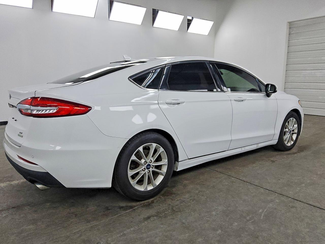 2019 Ford Fusion Se - zdjęcie 3