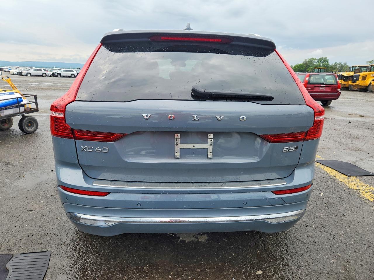 2022 Volvo Xc60 B5 Inscription - zdjęcie 6
