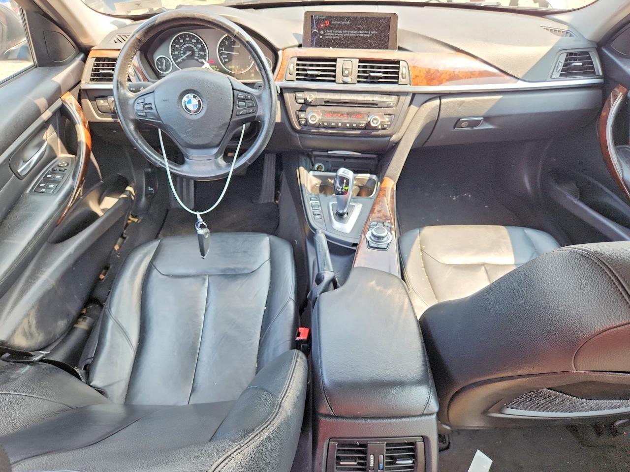2013 BMW Seria 3 328i - zdjęcie 8