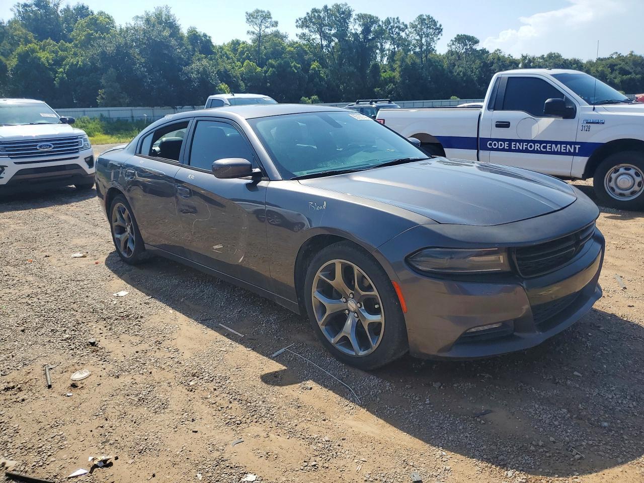 2015 Dodge Charger Sxt - zdjęcie 4