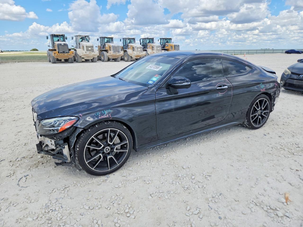 2022 Mercedes-Benz C 300 - zdjęcie główne