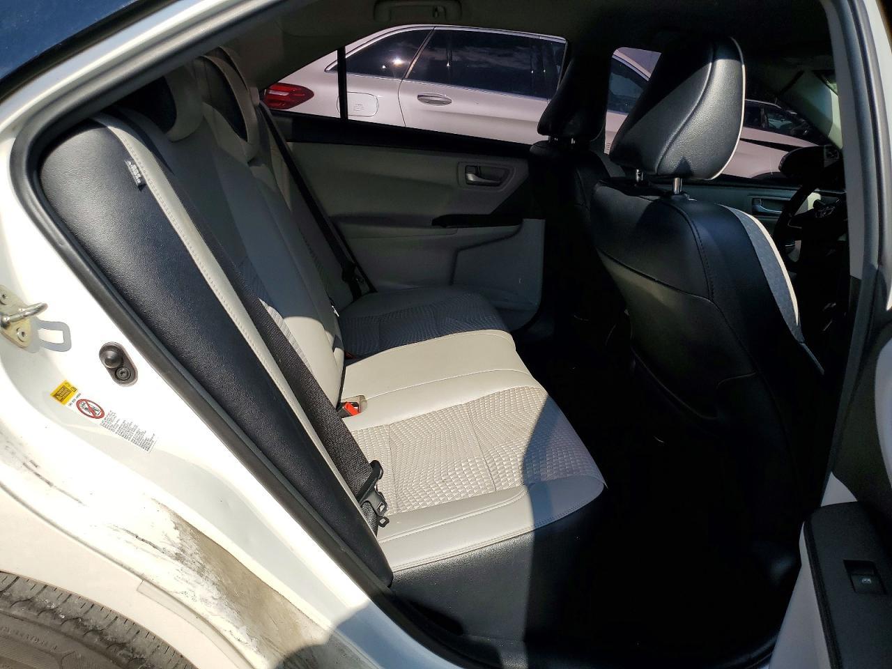 2015 Toyota Camry Se - zdjęcie 10