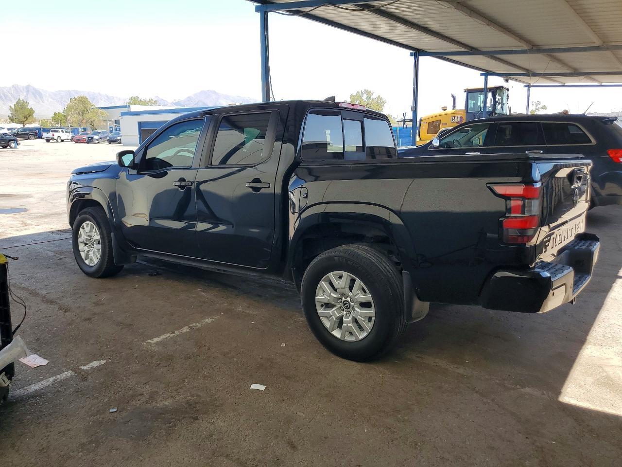 2022 Nissan Frontier Sv - zdjęcie 2