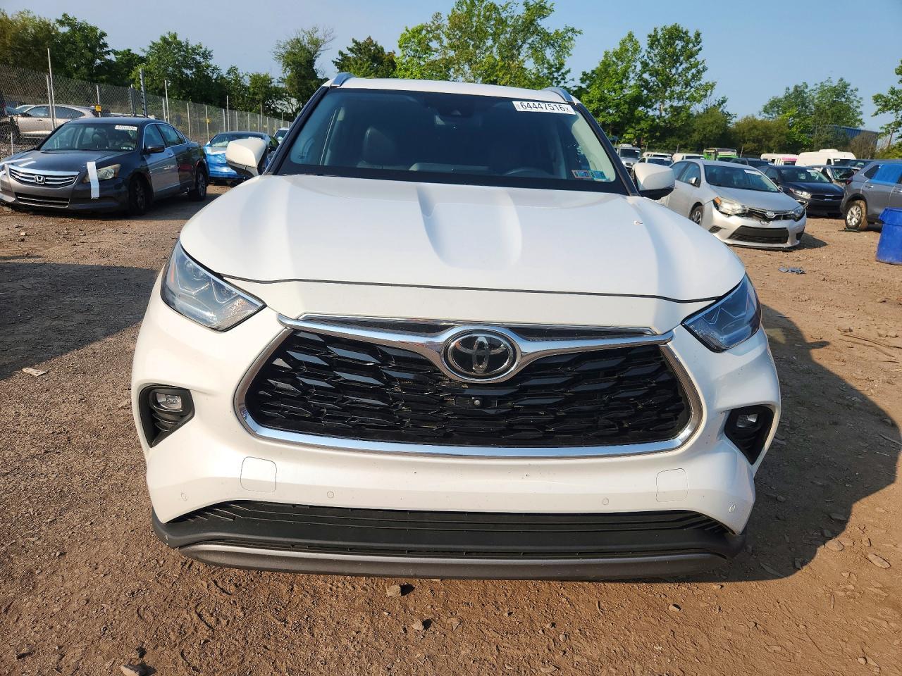 2023 Toyota Highlander Platinum - zdjęcie 5