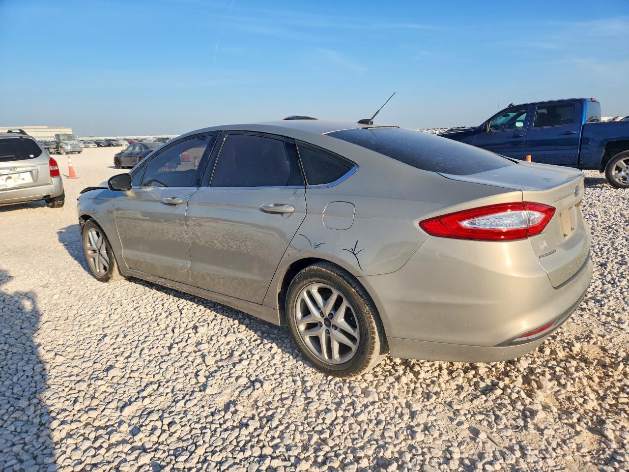 2015 Ford Fusion Se - zdjęcie 2