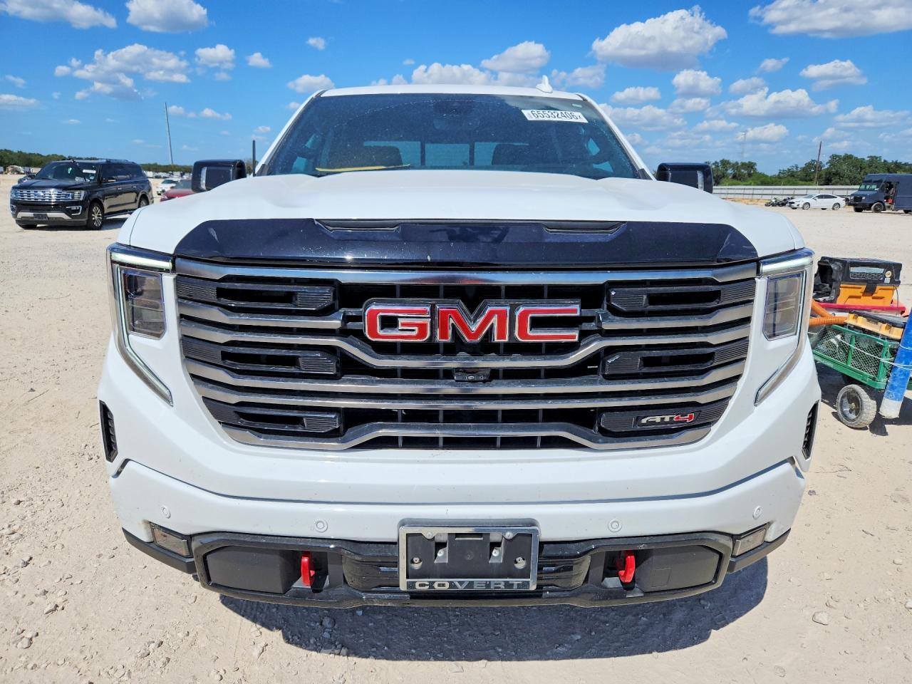 2025 GMC Sierra K1500 At4 - zdjęcie 5
