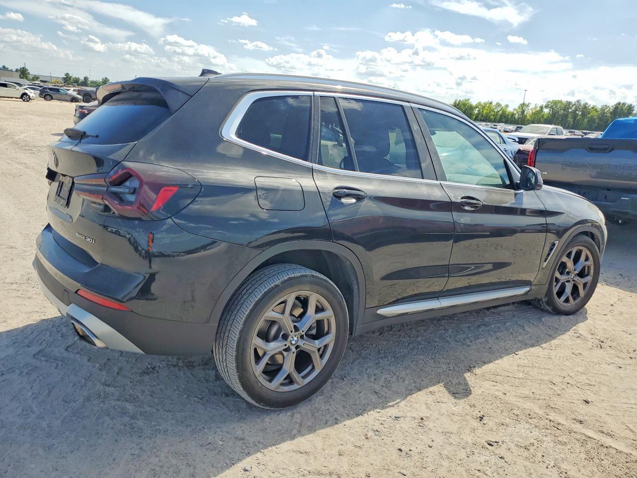 BMW X3 - zdjęcie 3