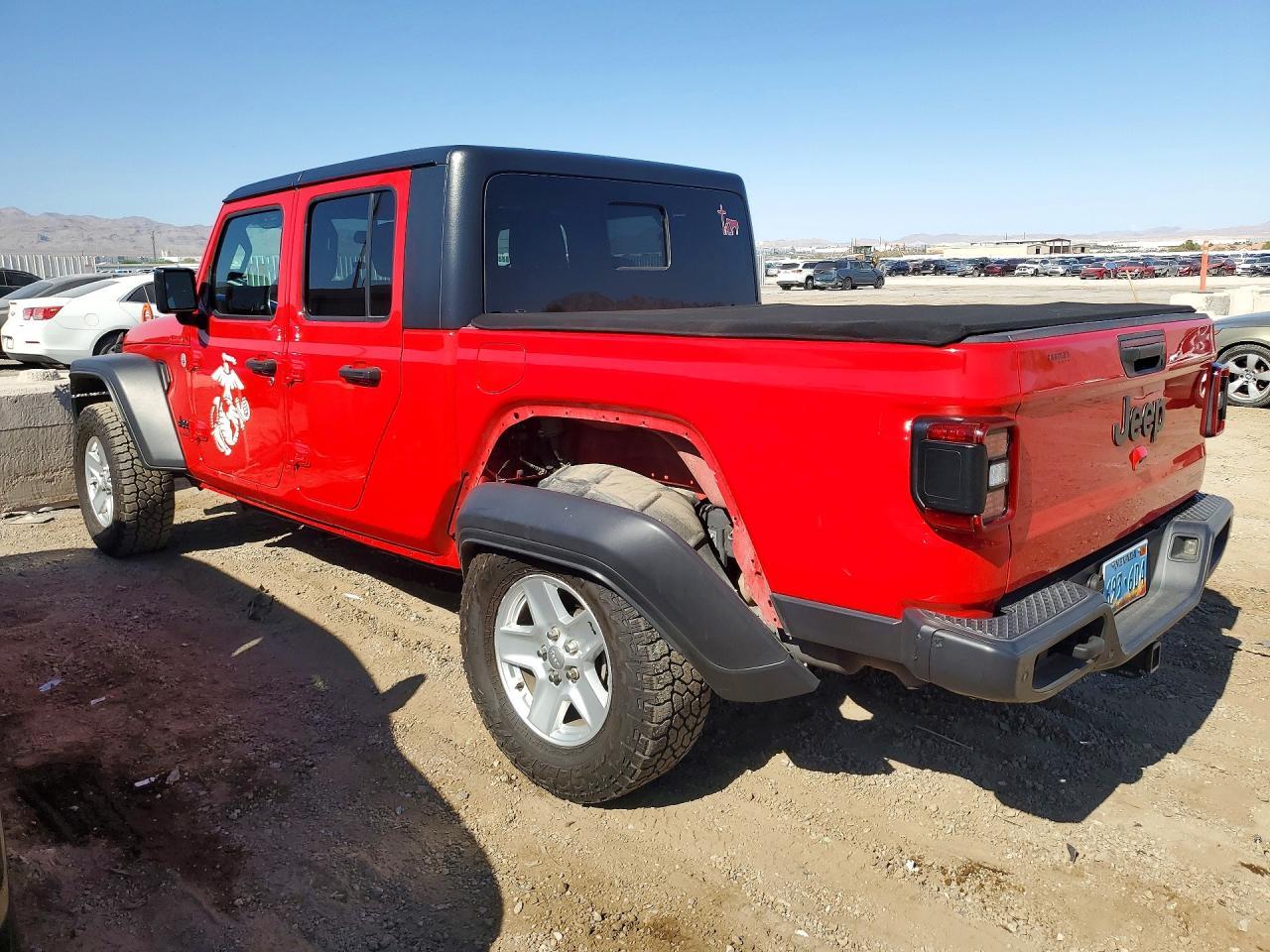 2020 Jeep Gladiator Sport - zdjęcie 2