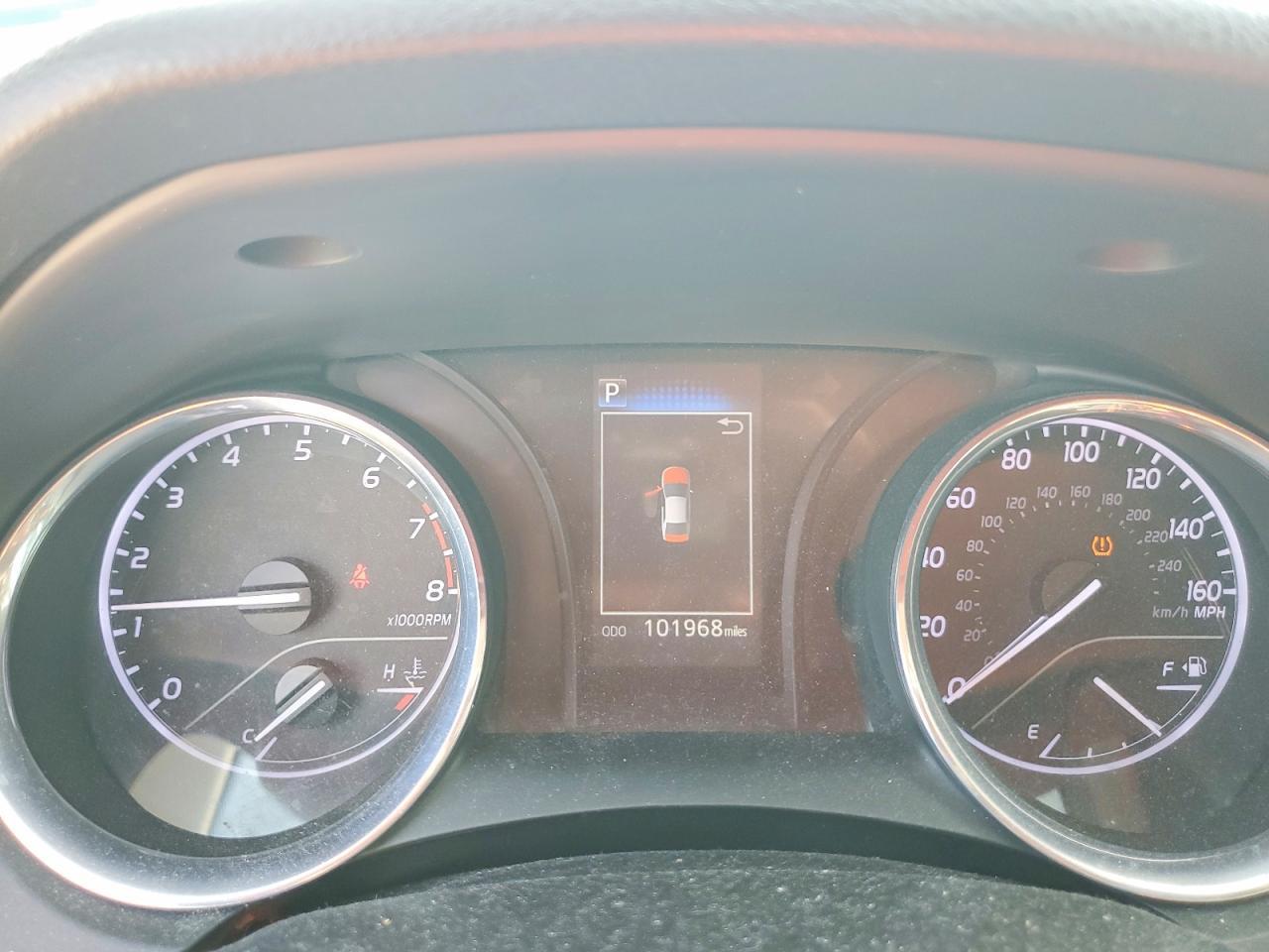2020 Toyota Camry Se - zdjęcie 9