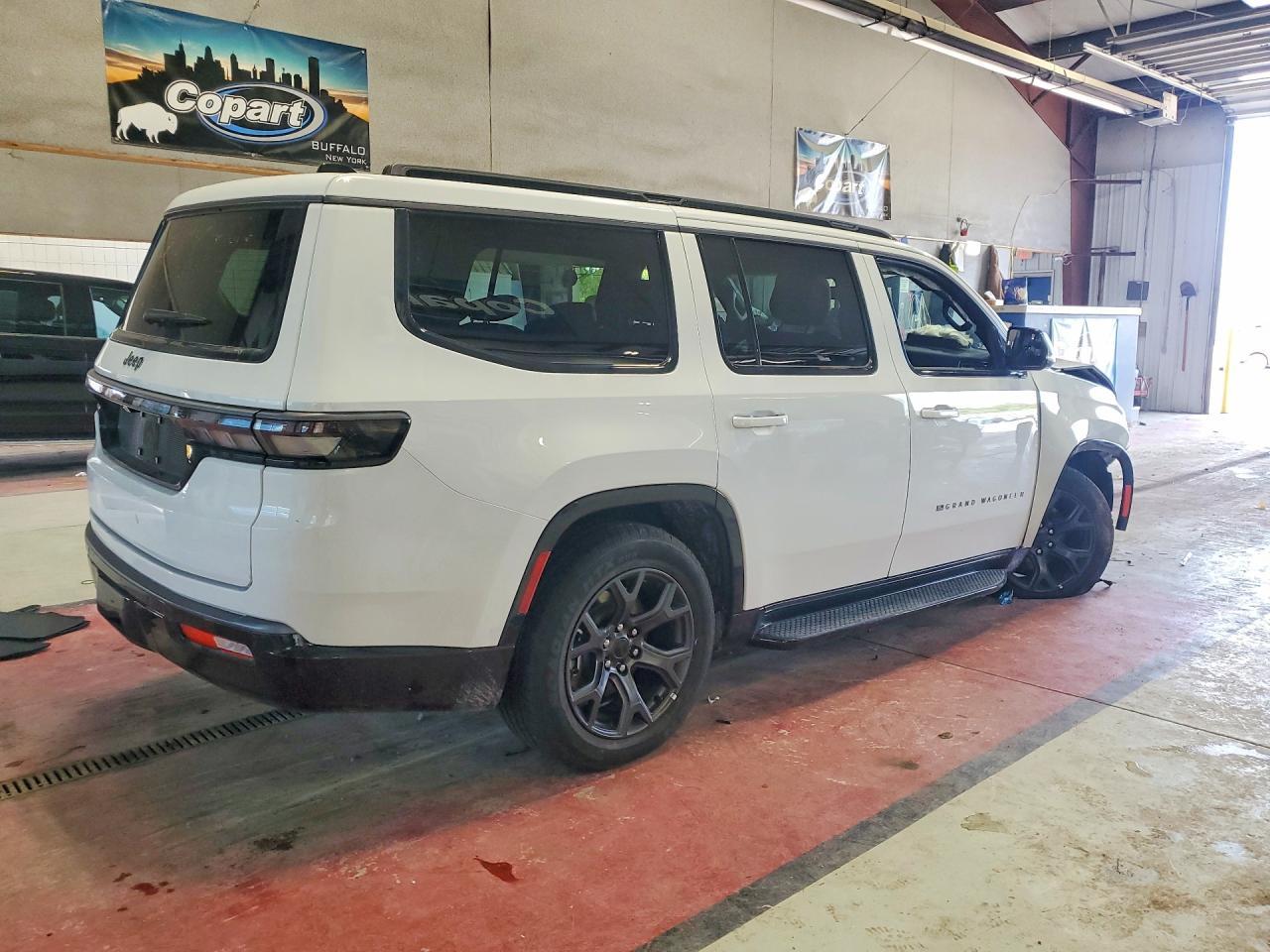 2026 Jeep Grand Wagoneer Limited - zdjęcie 3