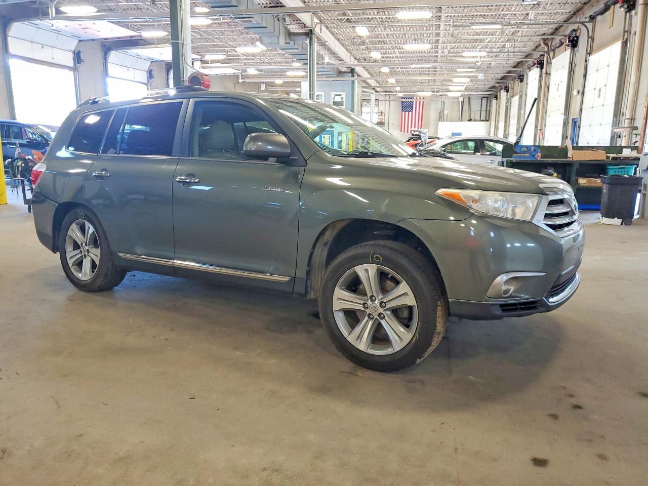 2013 Toyota Highlander Limited - zdjęcie 4
