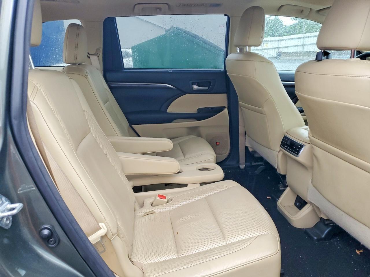 2014 Toyota Highlander Limited Platinum - zdjęcie 11