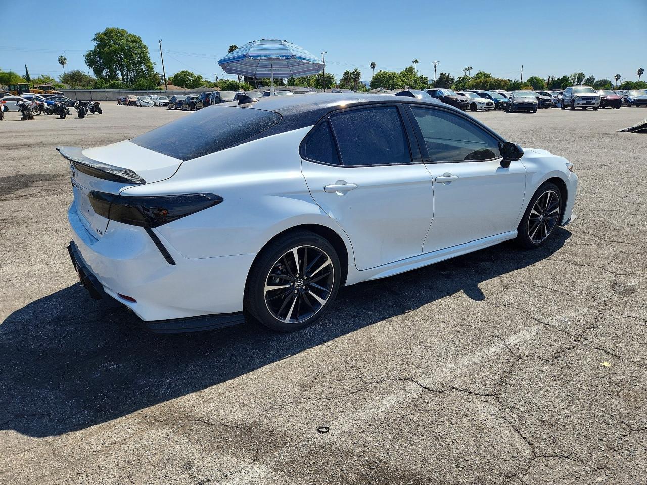 2019 Toyota Camry Xse - zdjęcie 3