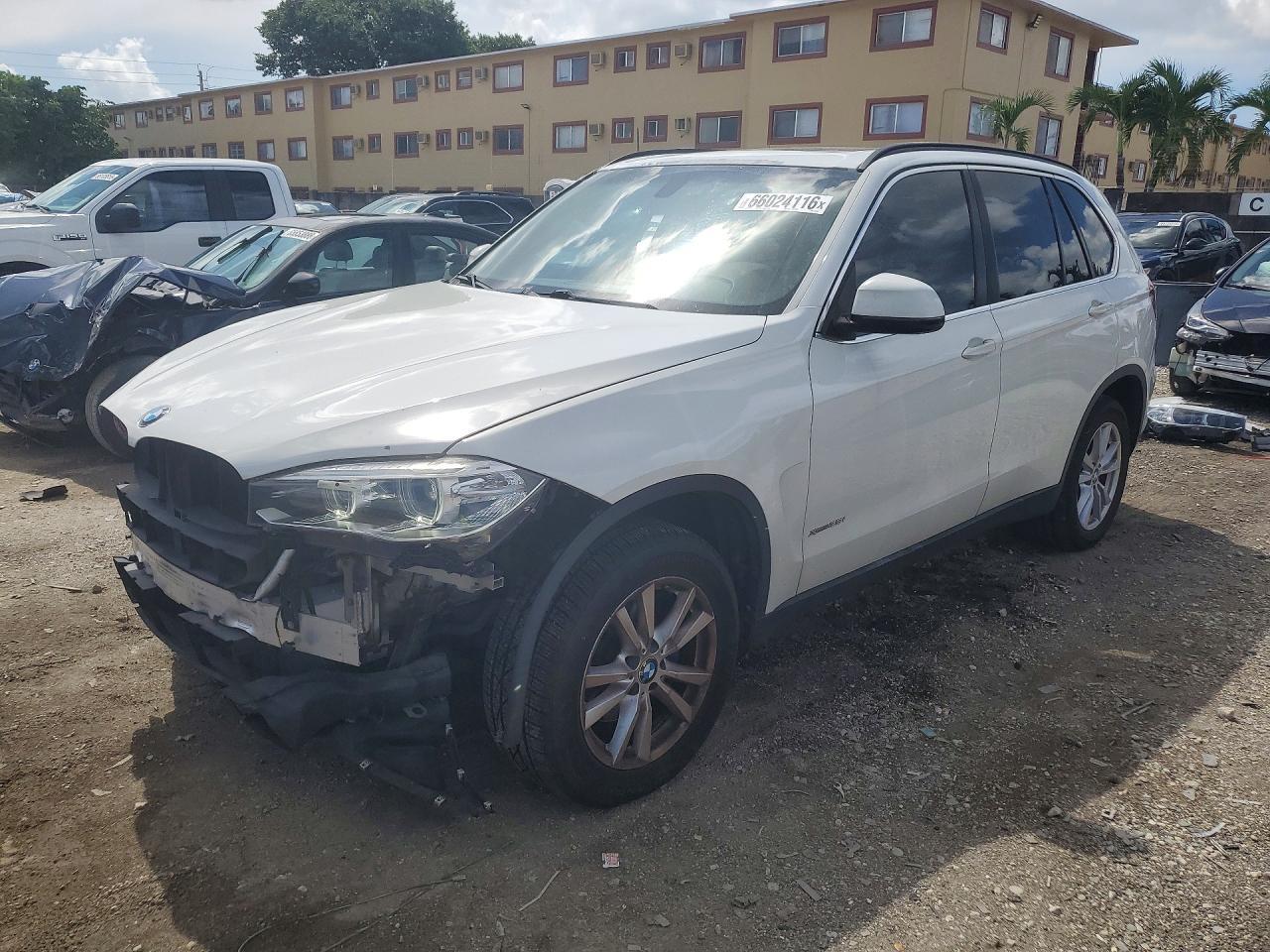 2015 BMW X5 xDrive35I - zdjęcie główne