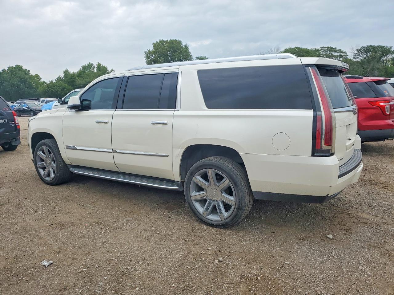 2015 Cadillac Escalade Esv Luxury - zdjęcie 2