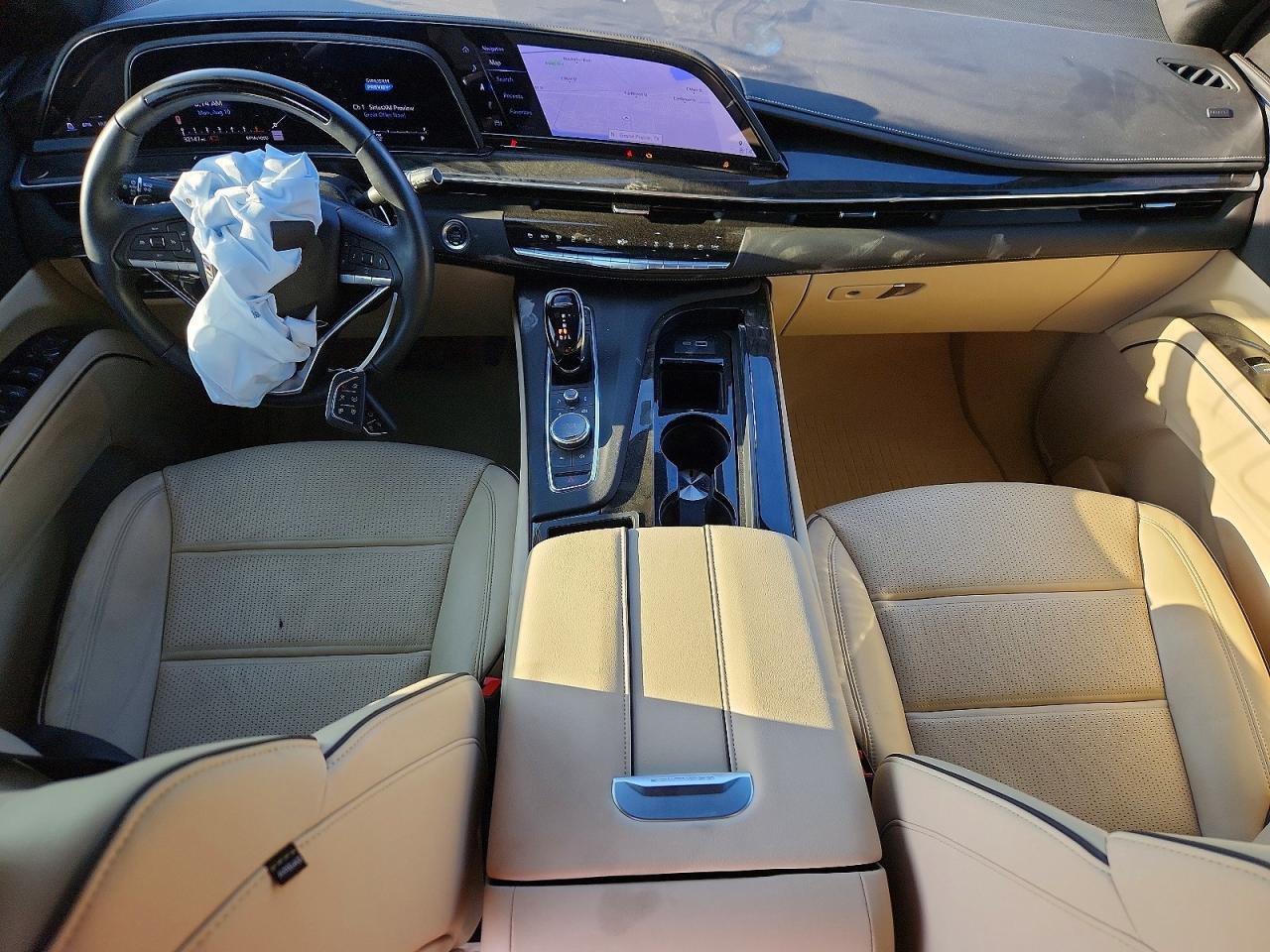 2024 Cadillac Escalade Premium Luxury - zdjęcie 8