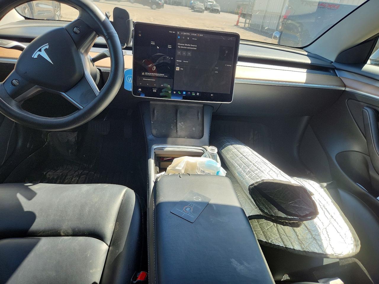 2022 Tesla Model 3 - zdjęcie 8