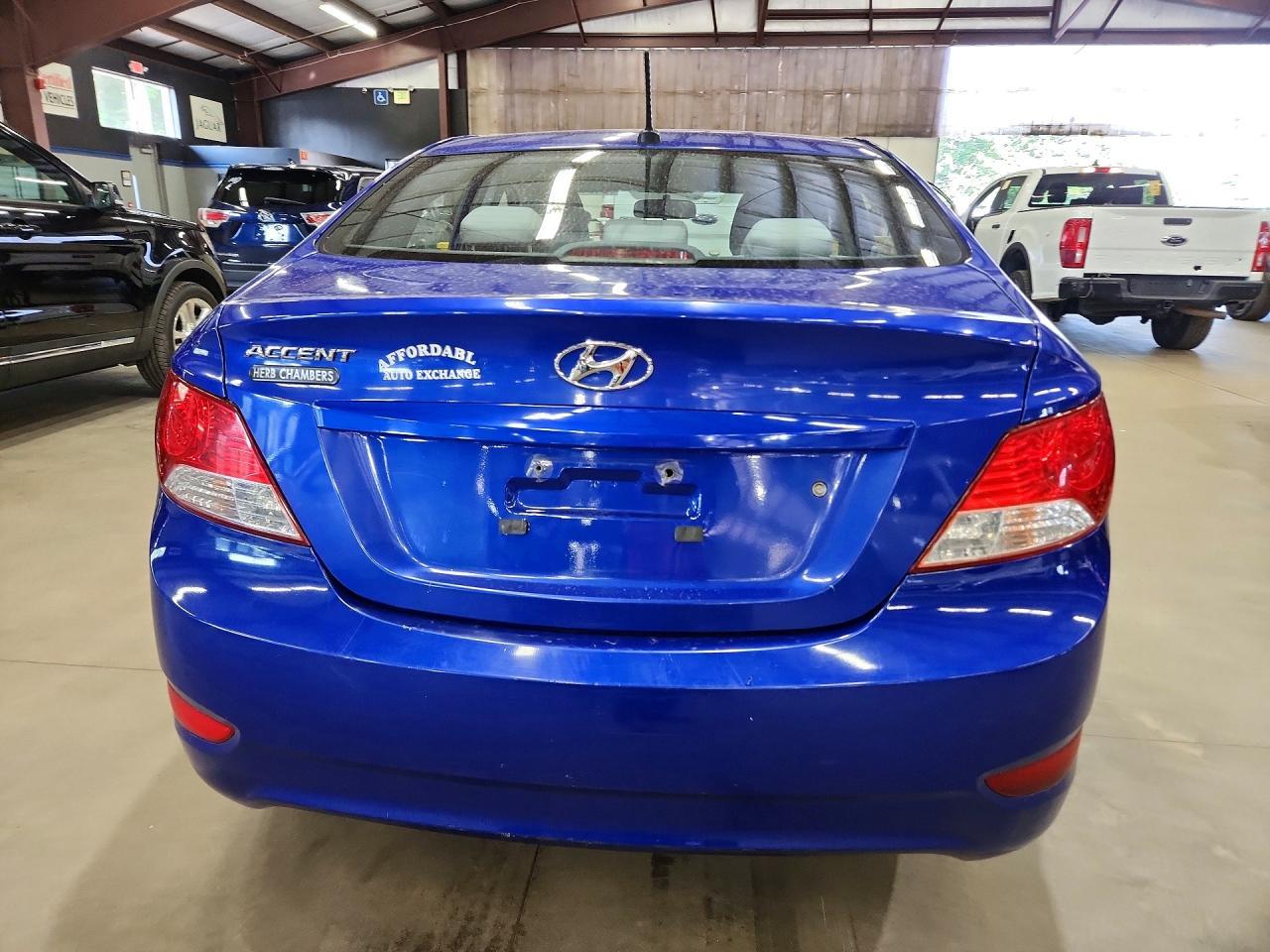 2014 Hyundai Accent Gls - zdjęcie 6