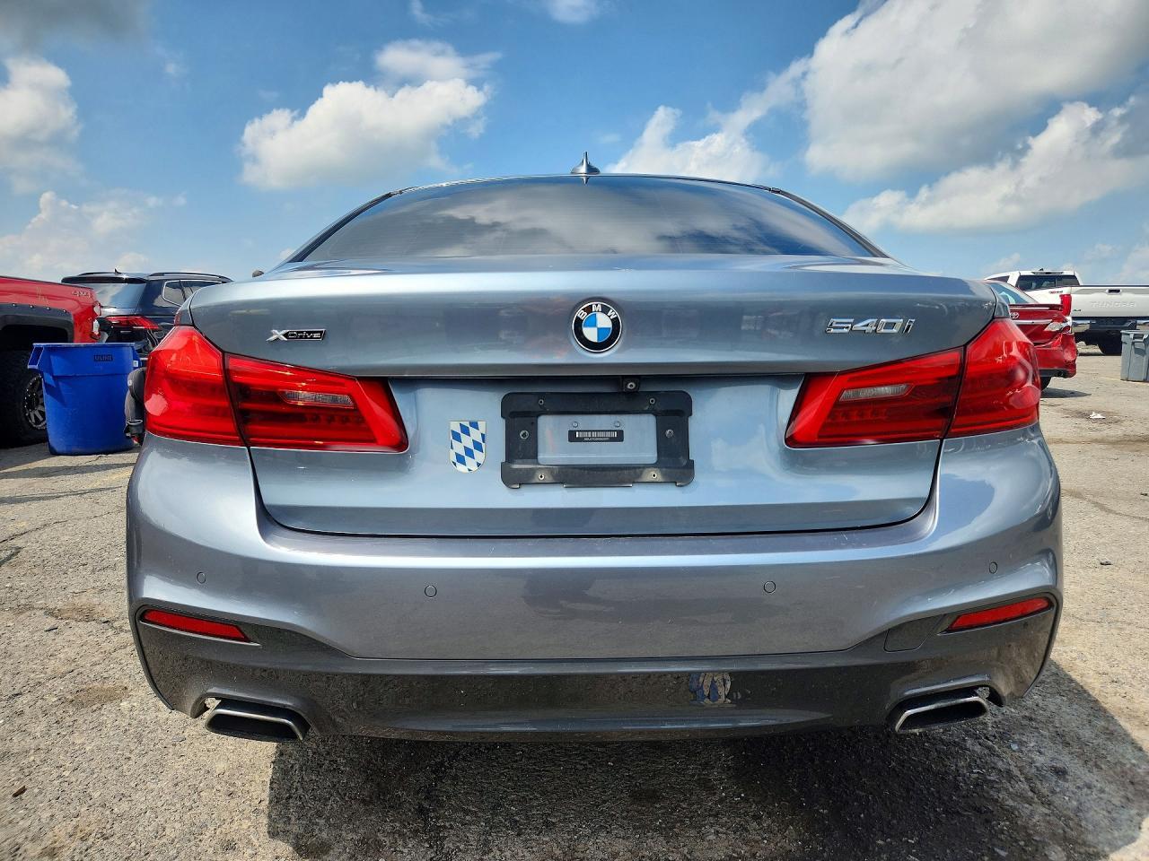 2019 BMW Seria 5 540i - zdjęcie 6