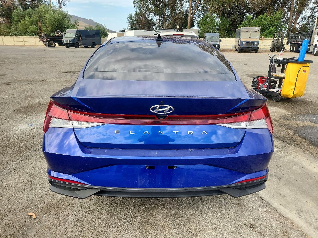 2023 Hyundai Elantra Sel - zdjęcie 6