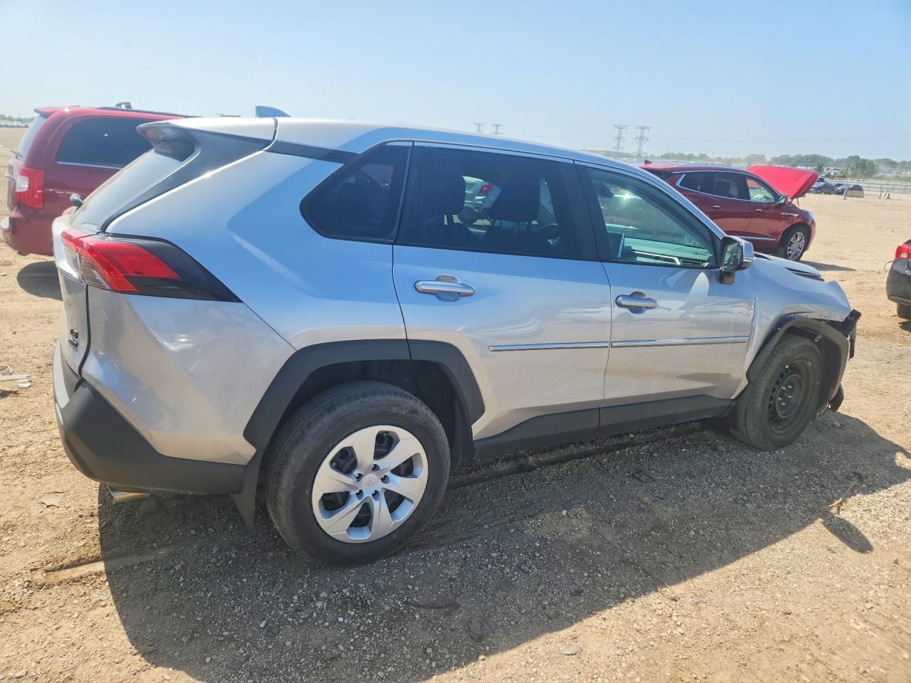 2025 Toyota Rav4 Le - zdjęcie 3