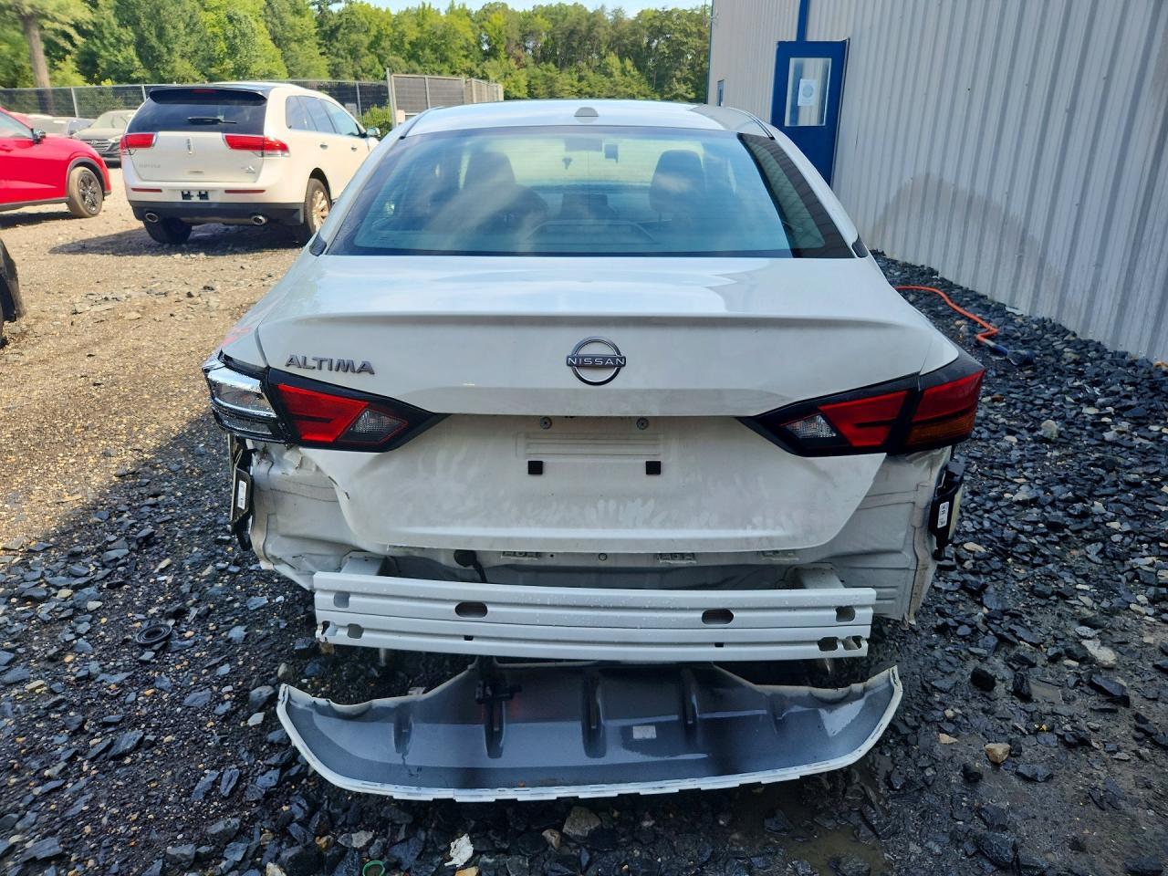 2025 Nissan Altima Sv - zdjęcie 6