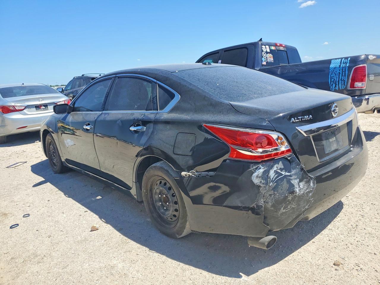 2015 Nissan Altima 2.5 S - zdjęcie 2