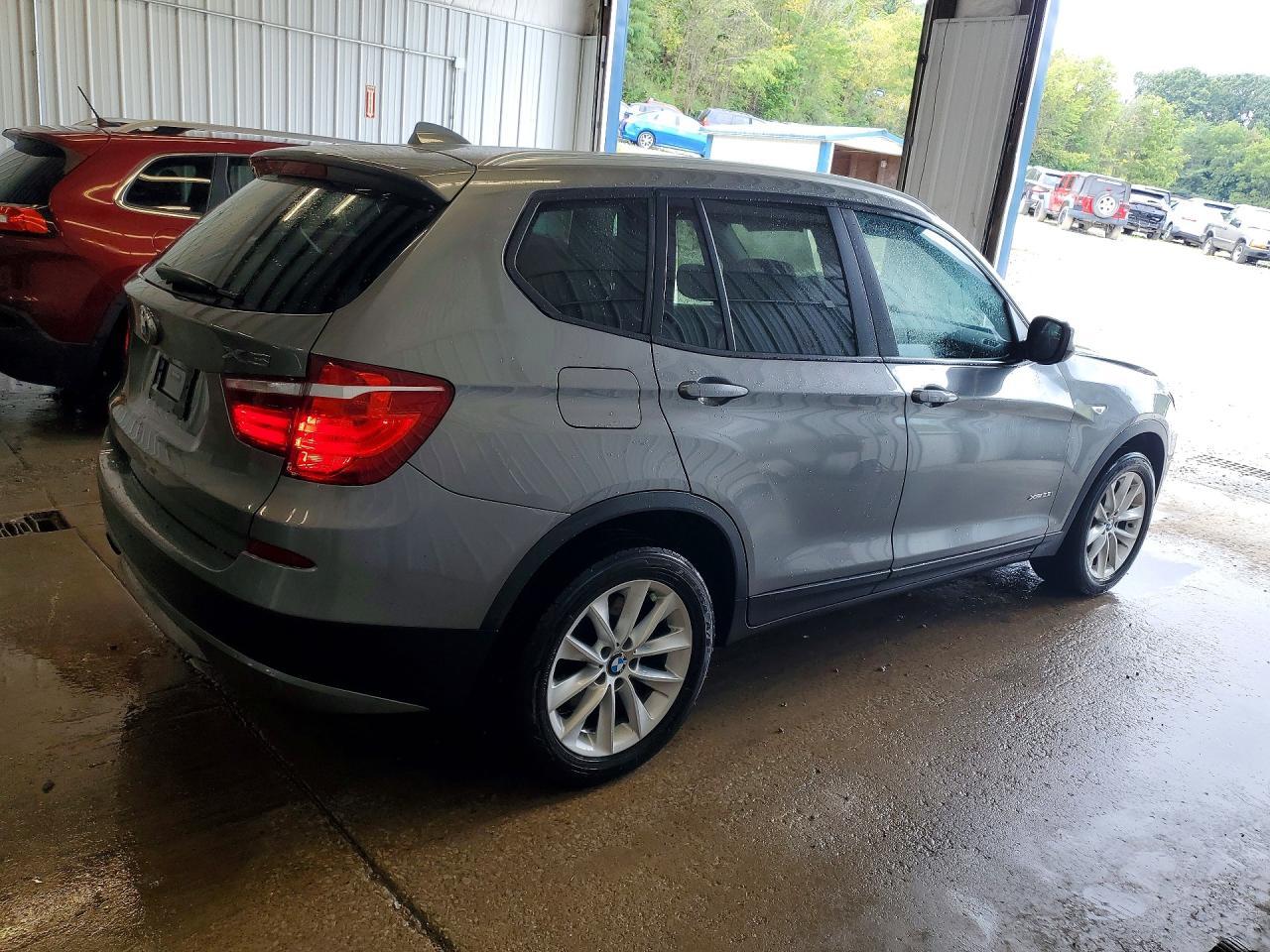 2013 BMW X3 xDrive28I - zdjęcie 3