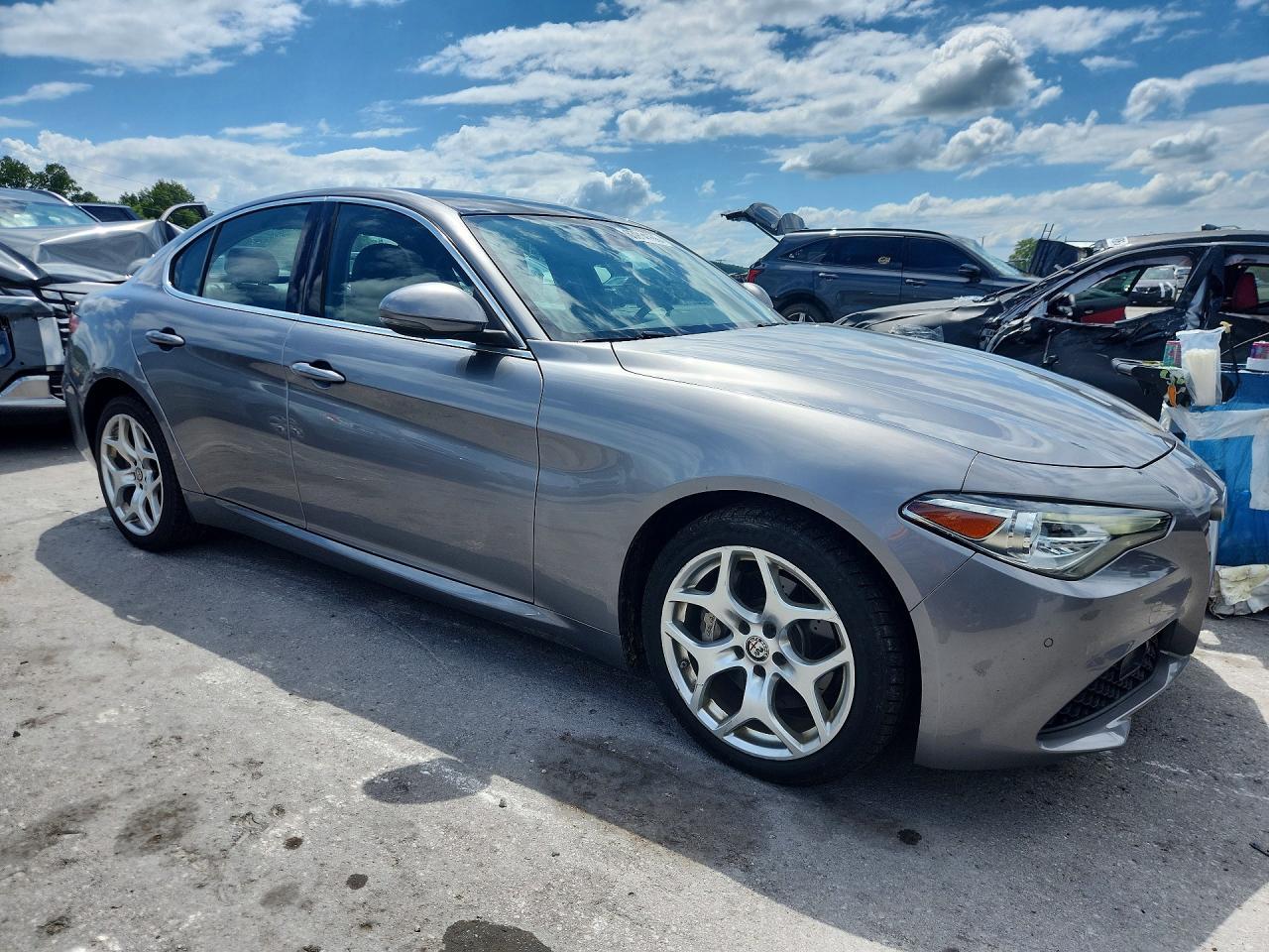 2018 Alfa Romeo Giulia Ti Q4 - zdjęcie 4