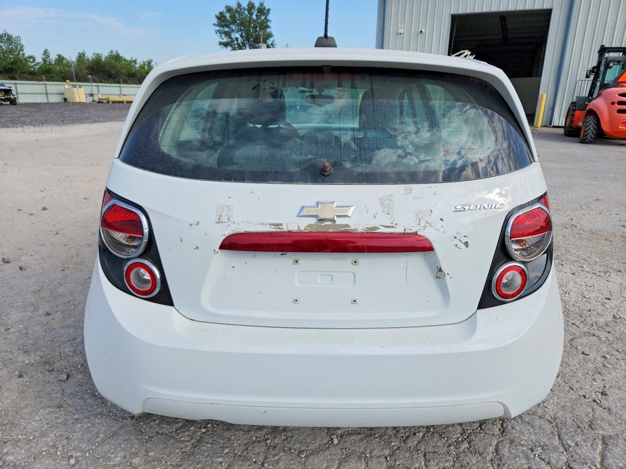 2015 Chevrolet Sonic Ls - zdjęcie 6