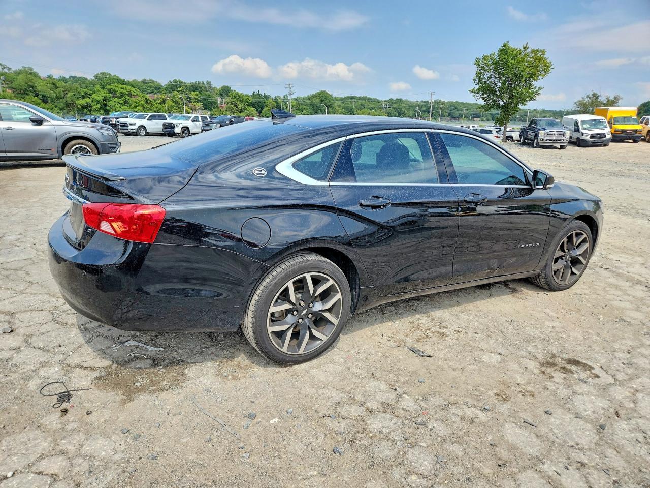 2017 Chevrolet Impala Lt - zdjęcie 3