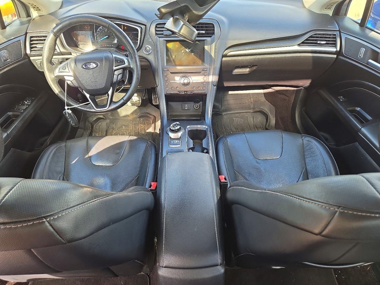 2017 Ford Fusion Titanium - zdjęcie 8