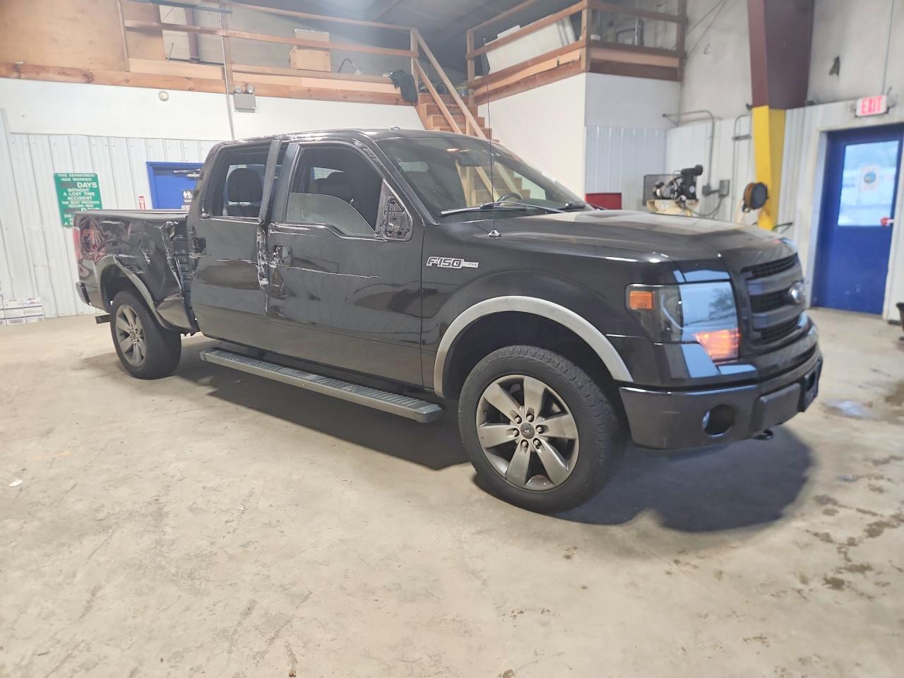 2014 Ford F150 Supercrew - zdjęcie 4