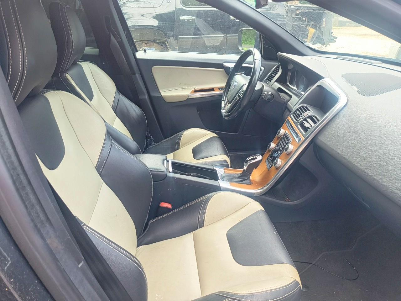 2015 Volvo Xc60 Platinum (Non R Design) - zdjęcie 5