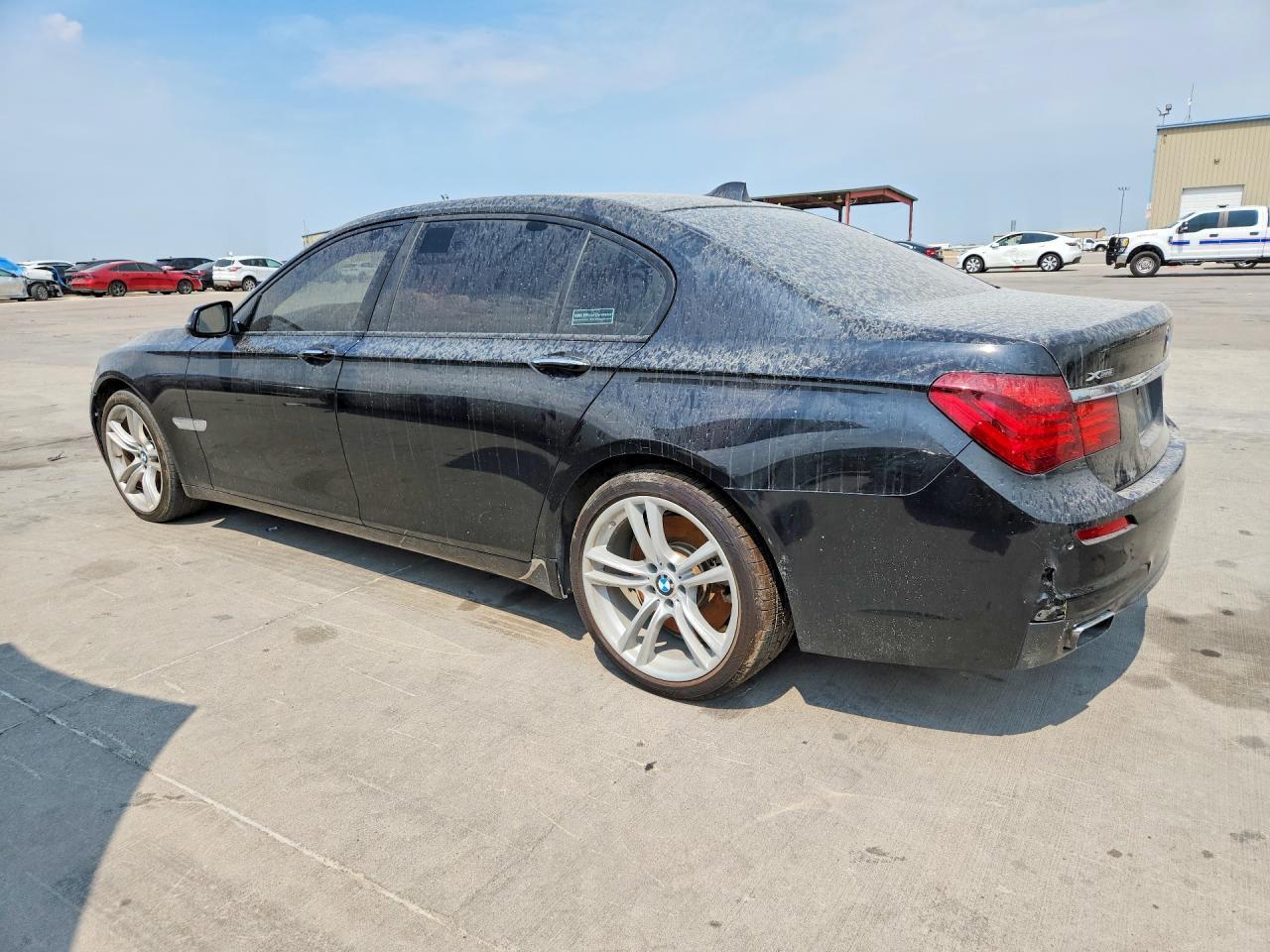 2014 BMW 750 Lxi - zdjęcie 2