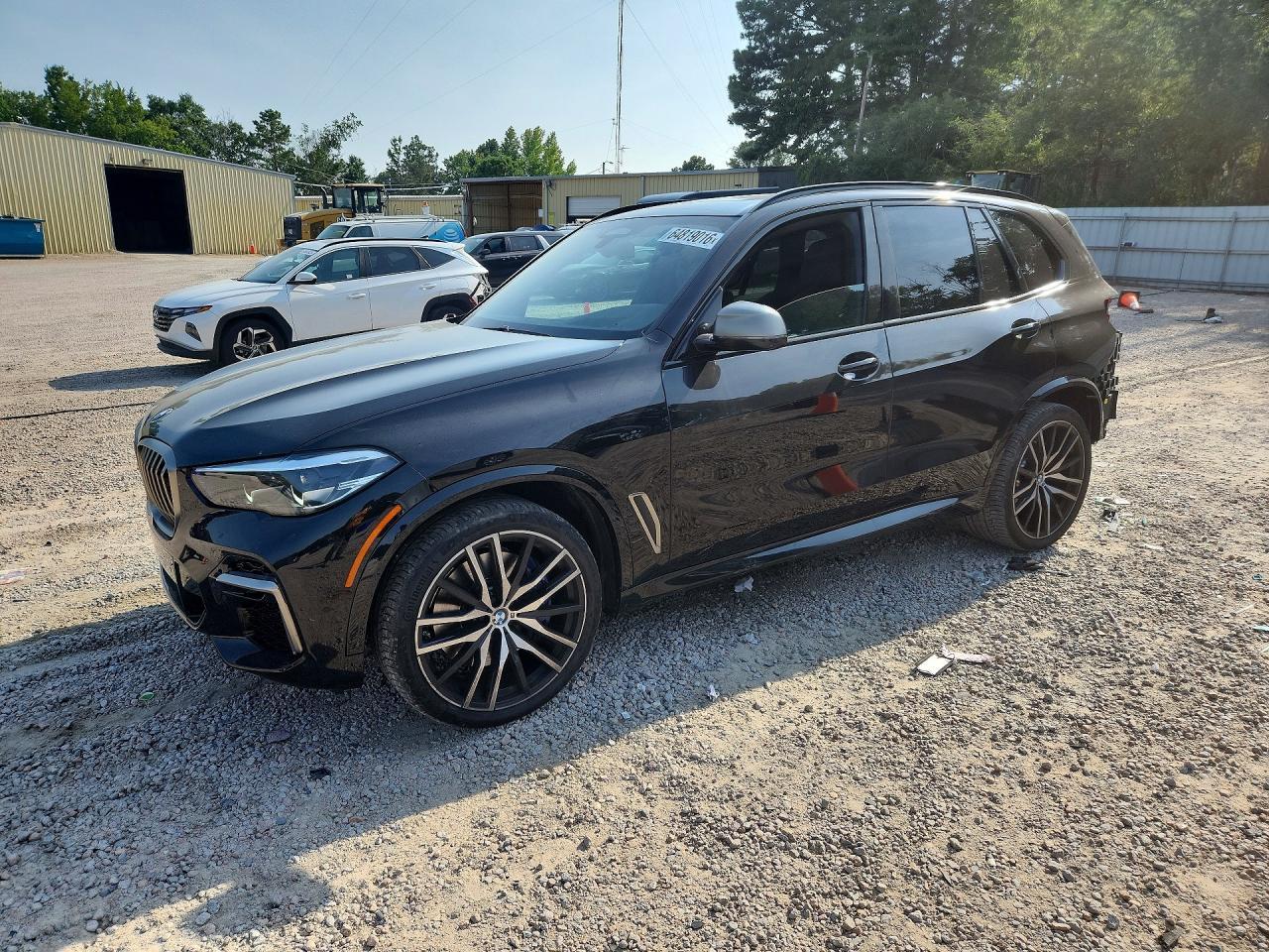 2022 BMW X5 M50I - zdjęcie główne