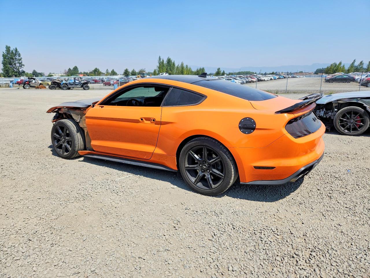 2020 Ford Mustang Gt - zdjęcie 2