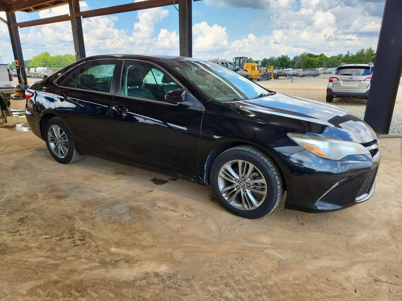 2015 Toyota Camry Se - zdjęcie 4