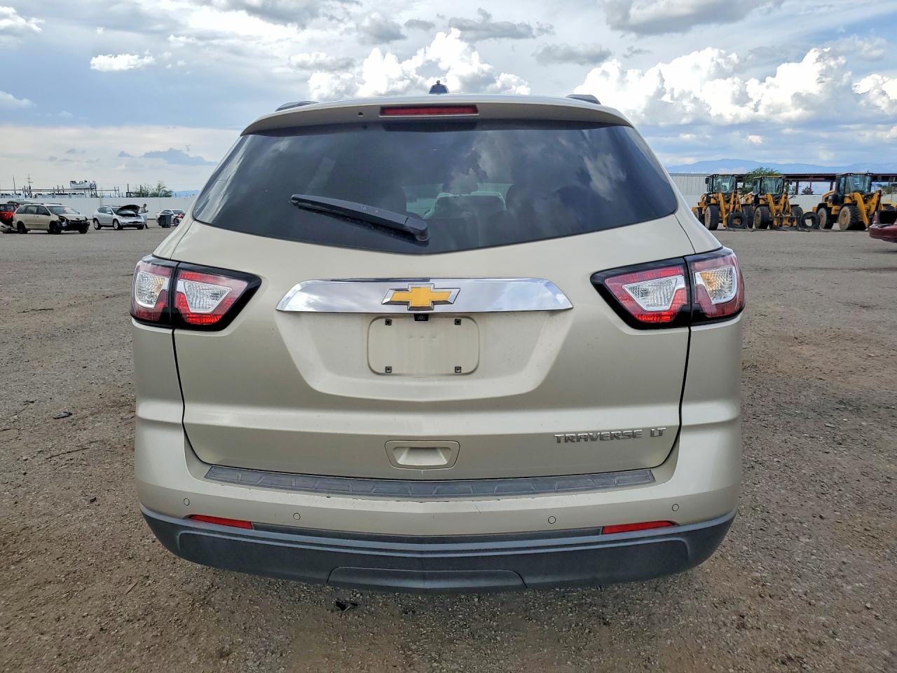 2016 Chevrolet Traverse Lt - zdjęcie 6