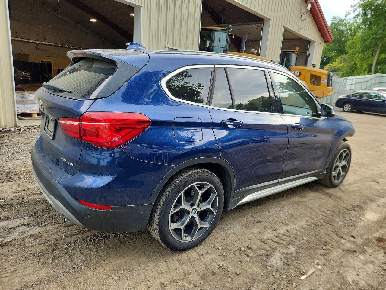 2019 BMW X1 xDrive28I - zdjęcie 3