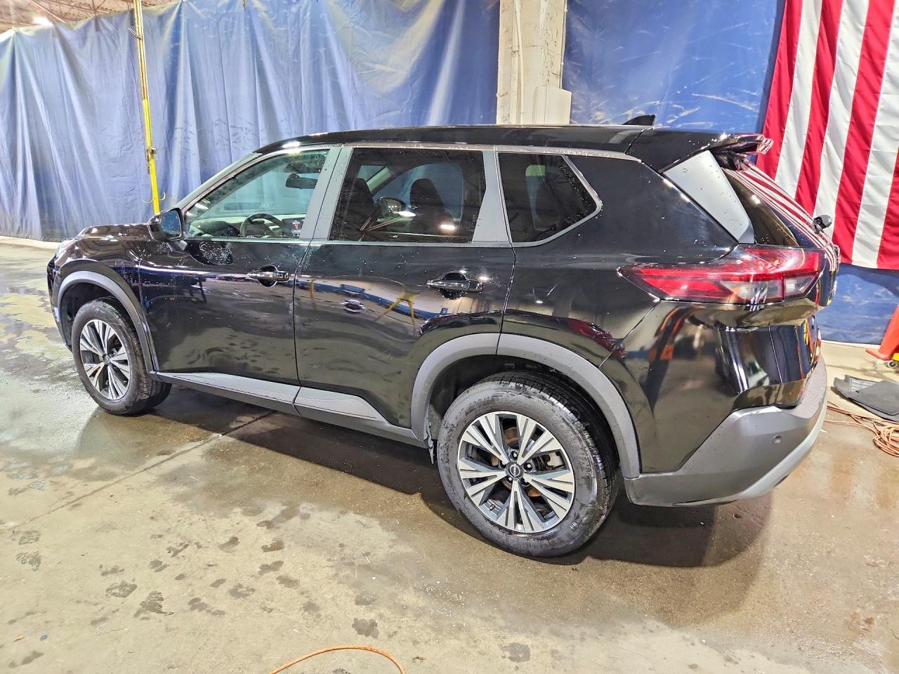 2023 Nissan Rogue Sv - zdjęcie 2