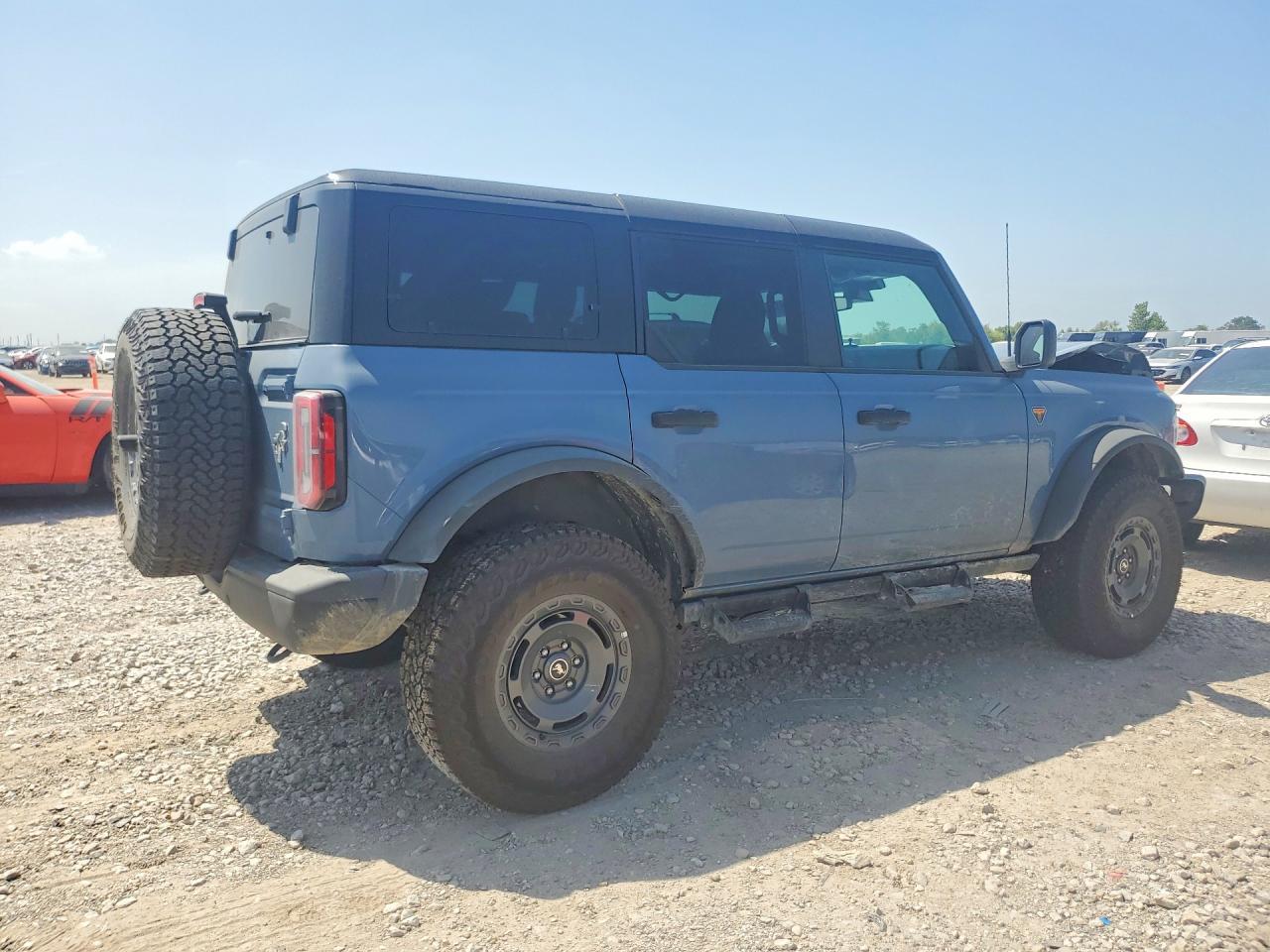 2025 Ford Bronco Badlands - zdjęcie 3