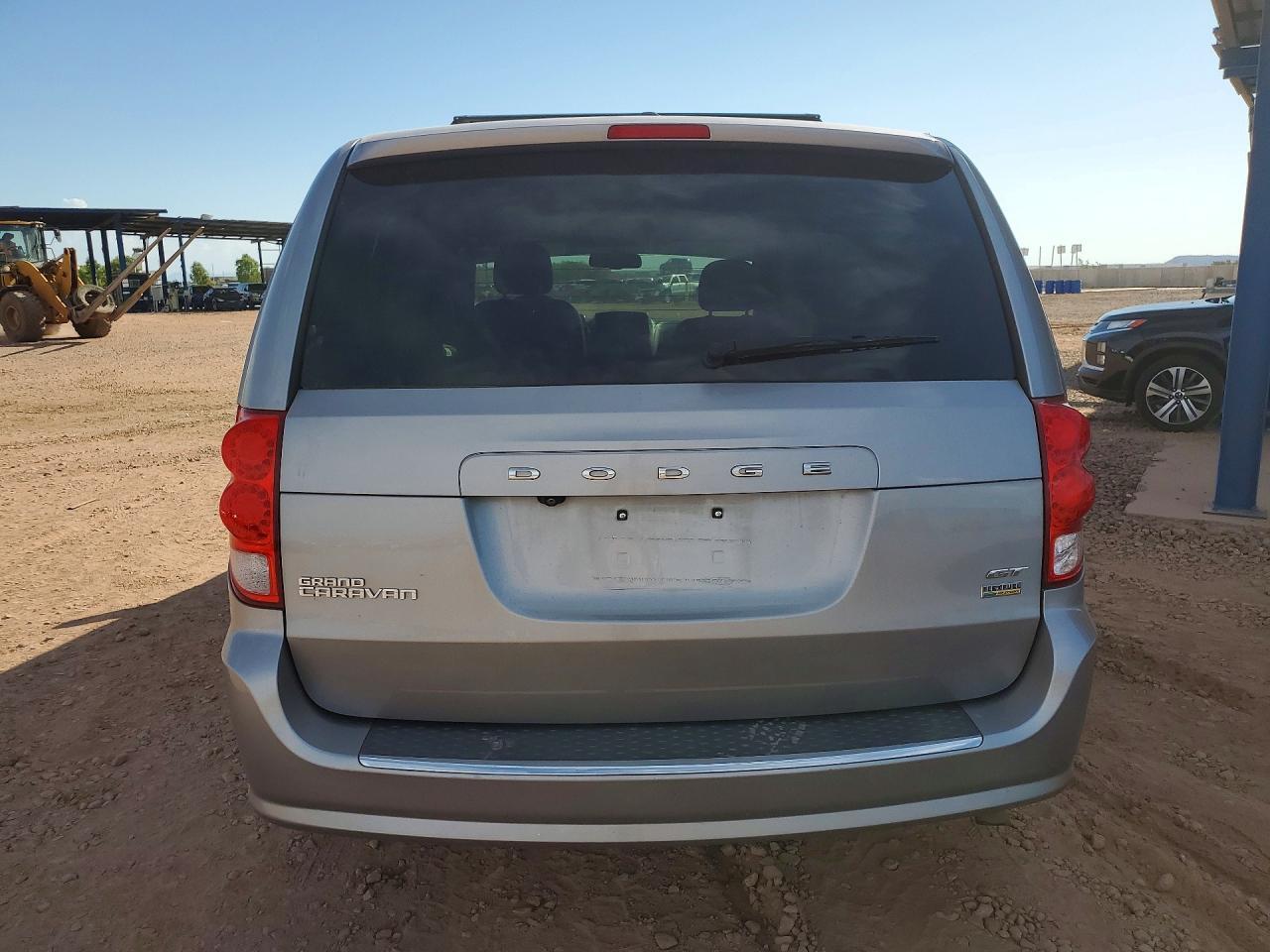 2018 Dodge Grand Caravan Gt - zdjęcie 6